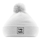 Personlig Pom Pom Lue | Design din egen med broderi