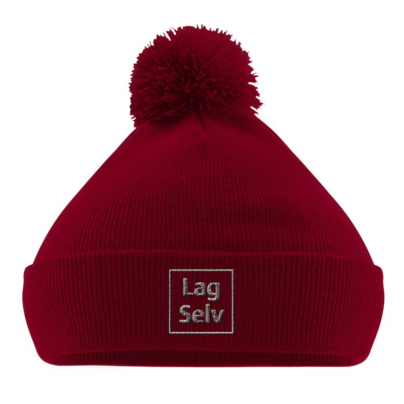Personlig Pom Pom Lue | Design din egen med broderi
